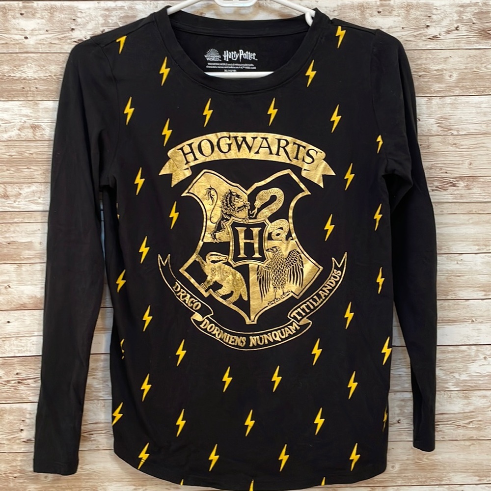 Youth XL, Harry Potter, black and gold long sleeve tee